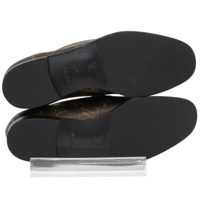 LOUIS VUITTON
All-over pattern moccasin logo gold color metal
LV monogram tassel leather loafer