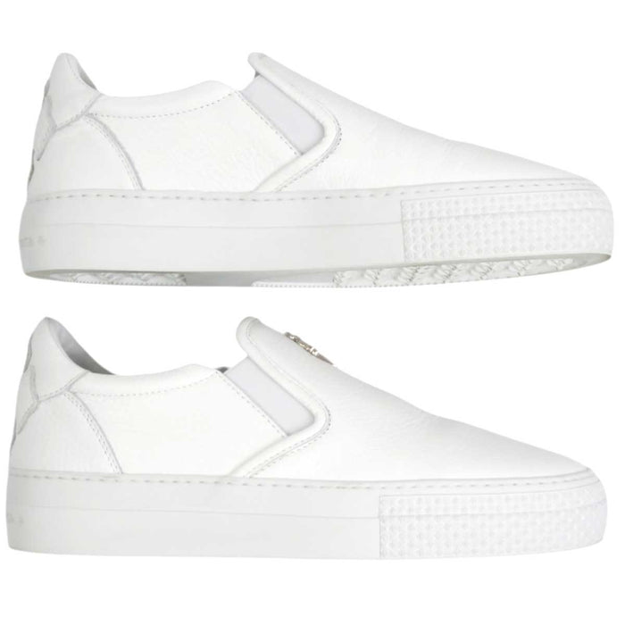 CHROME HEARTS
SLIP ON/V2 Shoes Low-cut Sneakers
CH Plus Leather Patch Dagger Slip-ons