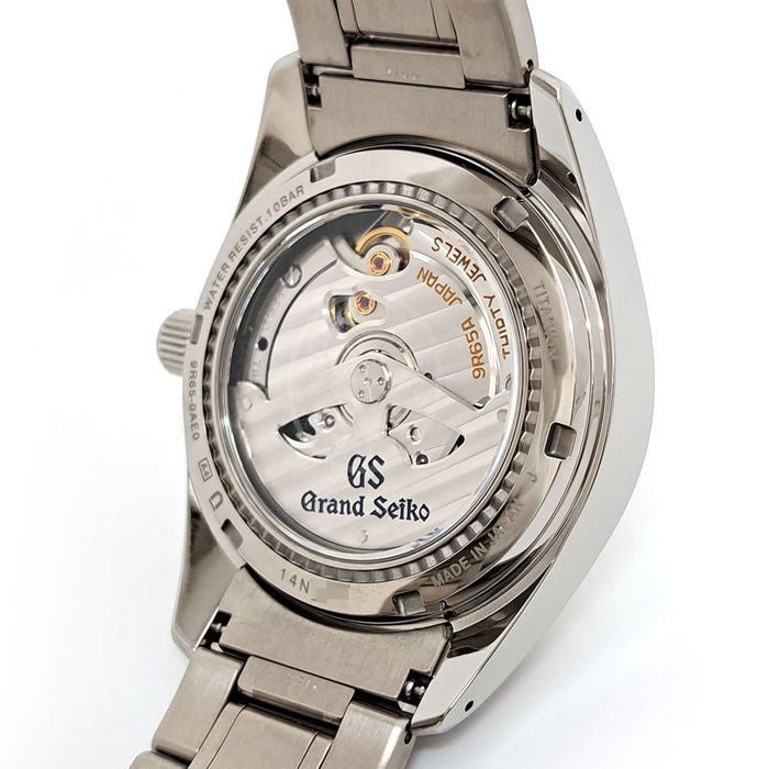 SEIKO
Grand Seiko 9R Spring Drive
With box and warranty card