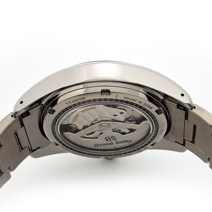 SEIKO 
Grand Seiko 9R Spring Drive 
Con scatola e garanzia