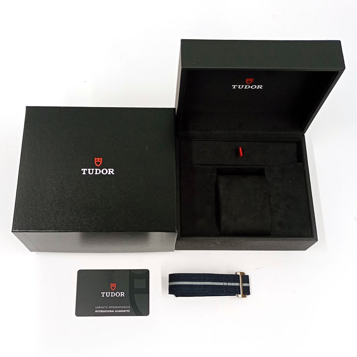 TUDOR
Pelagos
With box and warranty card