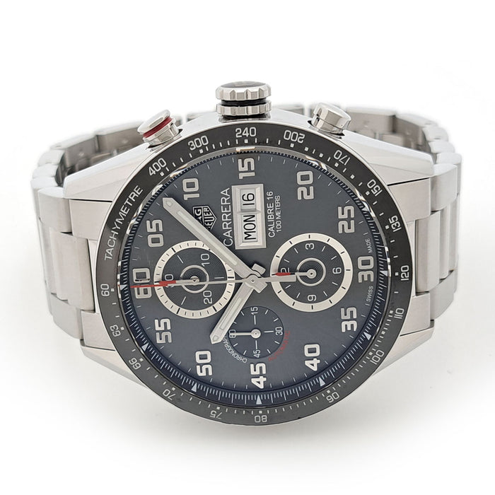 TAG HEUER
Carrera
With box and warranty card