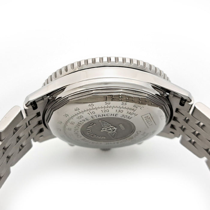 BREITLING
Old Navitimer
With box and warranty card