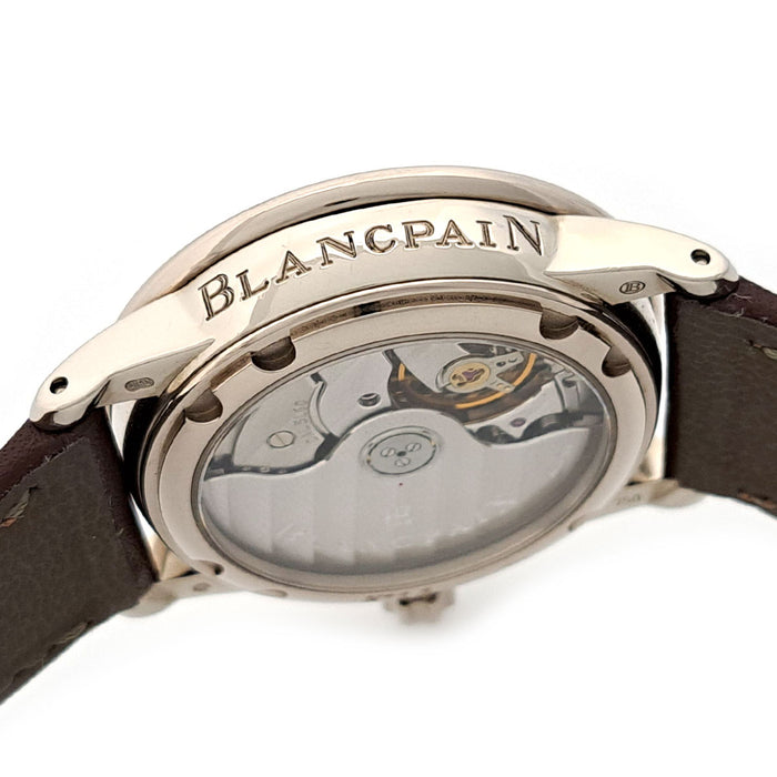 Blancpain 
Woman Diamond Bezel 
With Box and Guarantee Card