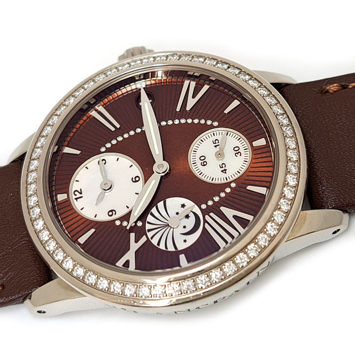 Blancpain 
Woman Diamond Bezel 
With Box and Guarantee Card