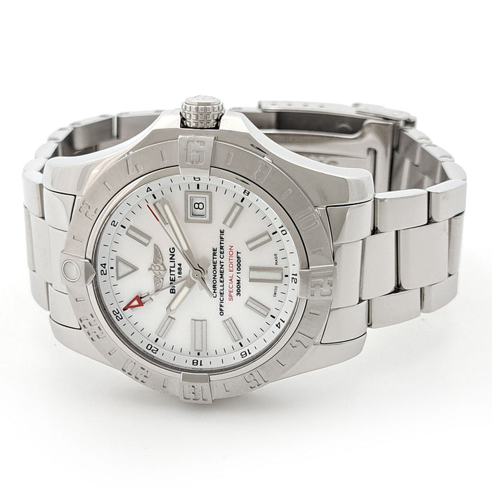 BREITLING 
Avenger II GMT White Shell 
With box and warranty card Avenger 2