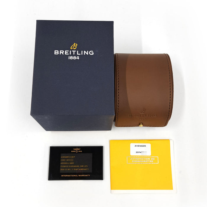 BREITLING 
Avenger II GMT White Shell 
With box and warranty card Avenger 2