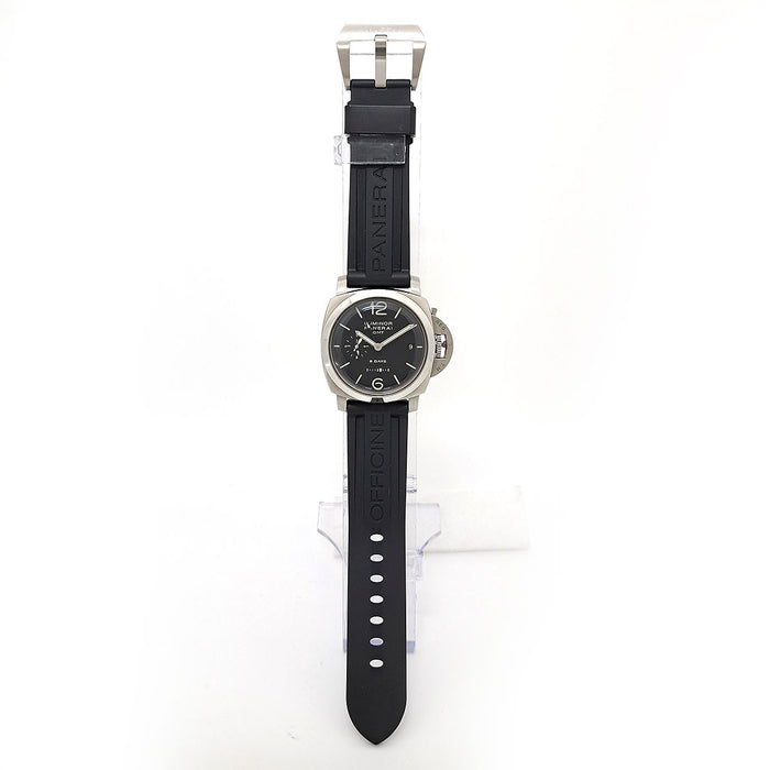 OFFICINE PANERAI 
Luminor 8 Giorni 
Con scatola e garanzia