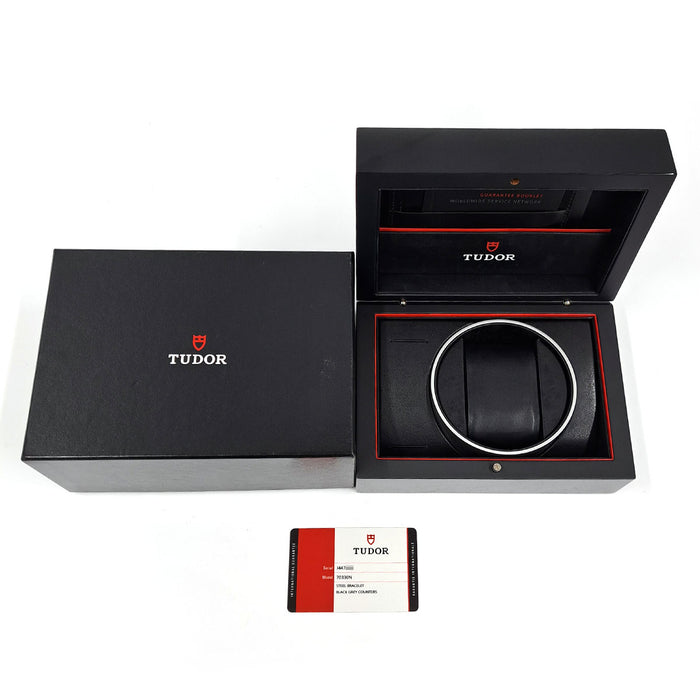 TUDOR
Heritage Chronograph
With Box and Warranty Card