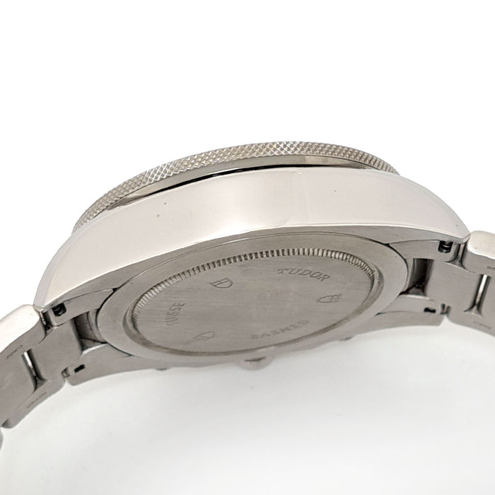 TUDOR
Heritage Chronograph
With Box and Warranty Card