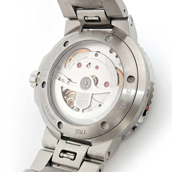 ORIS 
Aquis Date Caliber 400 
With Box and Warranty Card