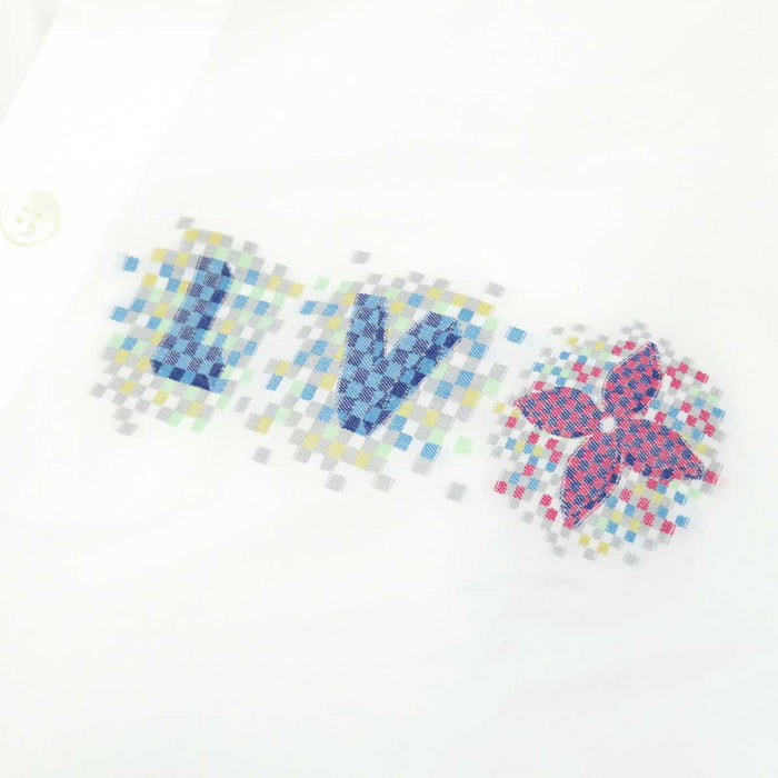 LOUIS VUITTON 
LV RM212Q DO8 HLS52W Pixel Art 
Logo Cotton Short Sleeve Shirt