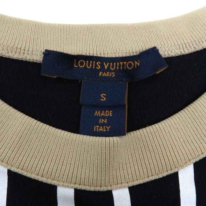 LOUIS VUITTON
LV Circle Cotton RW212W UOL FLTS12
Logo Print T-shirt