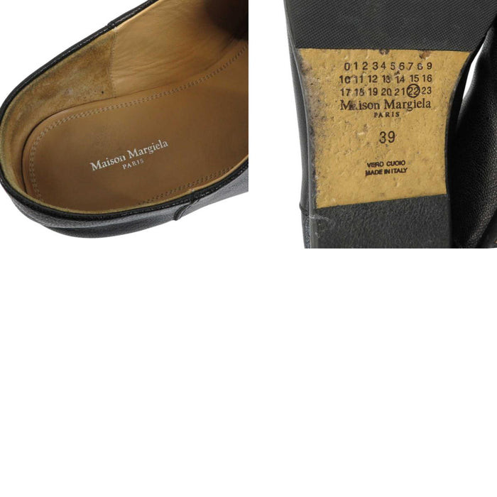 Maison Margiela 
22 Tabi TABI Mules 
Tabi Leather Flat Shoes