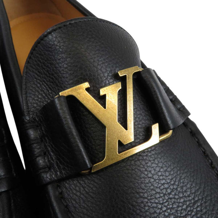 LOUIS VUITTON
LV Logo Gold Color Metal Fittings
Montaigne Line Loafers