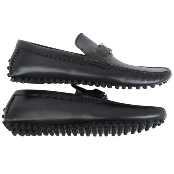 LOUIS VUITTON 
2019 LV Logo 
Hockenheim Loafers