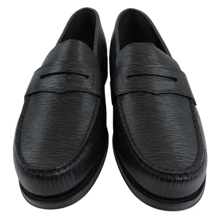 LOUIS VUITTON
LV Logo Embossed
Epi Signature Coin Loafer