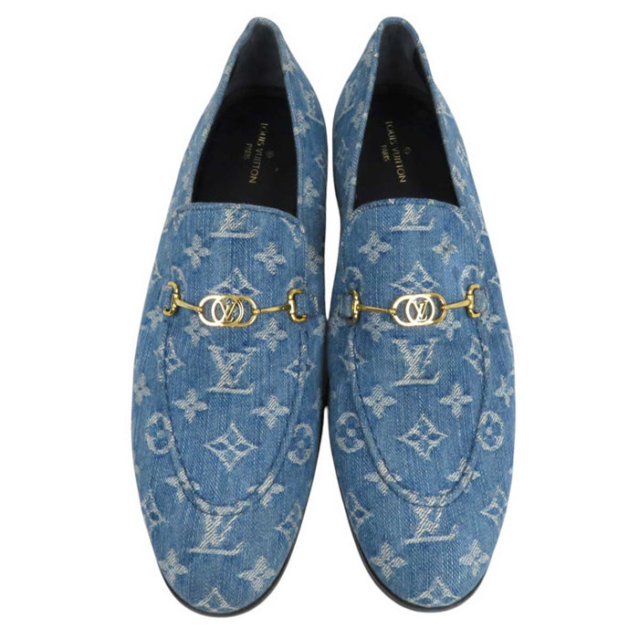 LOUIS VUITTON
18 Year LV Logo Gold Color Metal
Monogram Denim LV Club Line Loafers