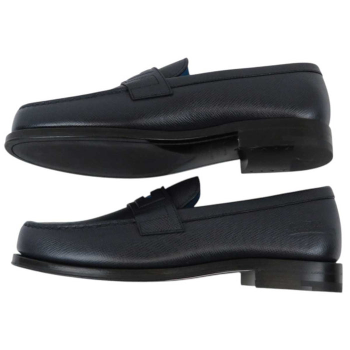 LOUIS VUITTON
2019 LV Logo Embossed
Taiga Signature Coin Loafers