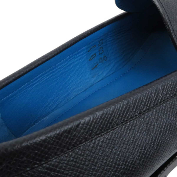 LOUIS VUITTON
2019 LV Logo Embossed
Taiga Signature Coin Loafers
