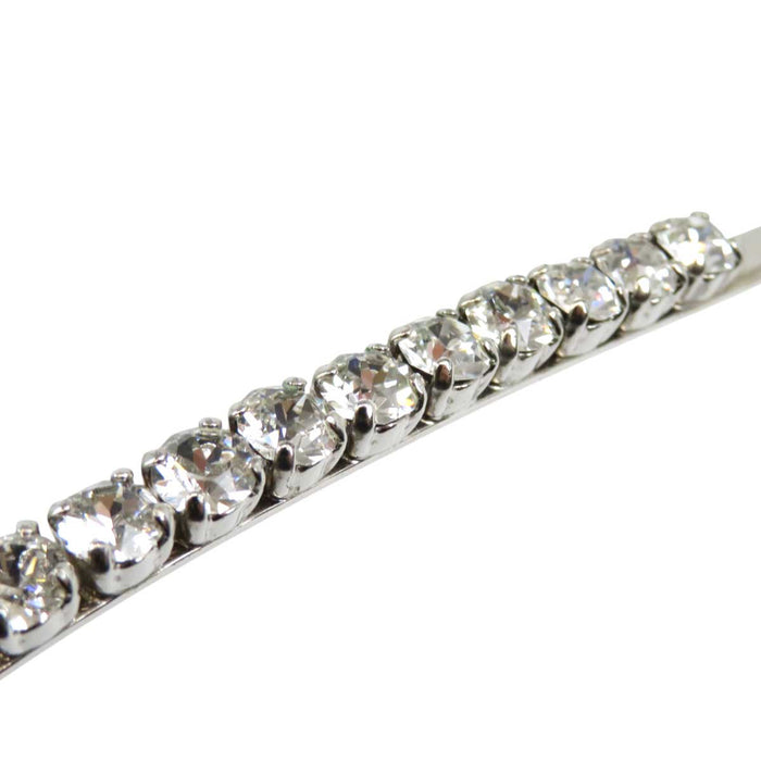 MIUMIU 
リジッド ヘアバンド カチューシャ シルバーカラーメタル 
ロゴ クリスタル ビジュー ヘアアクセサリー