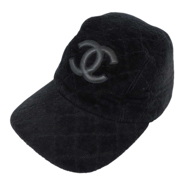CHANEL
COCO CC Logo Patch Matelassé
Coco Mark Cap