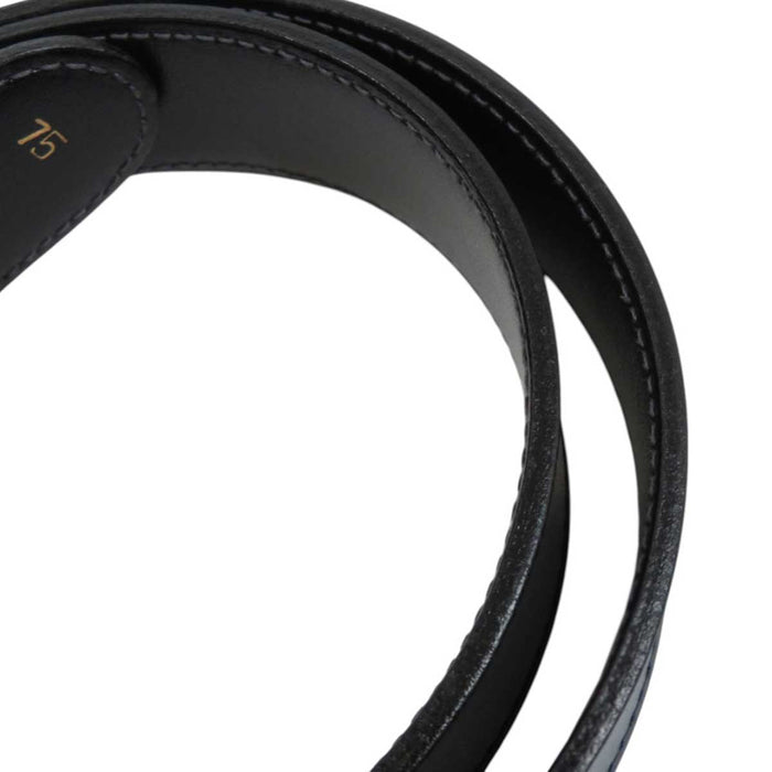 GUCCI 
Ceinture vintage à boucle logo GG en métal couleur or Old Gucci 30MM