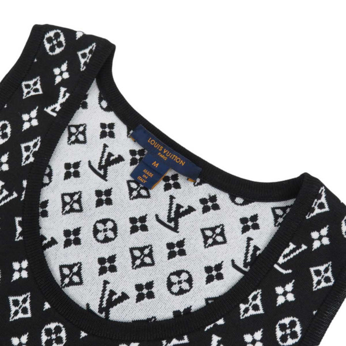 LOUIS VUITTON
LV All-over Pattern Side Line Silk Blend RW222J N87 FNKD05
Monogram Sleeveless One-piece Dress