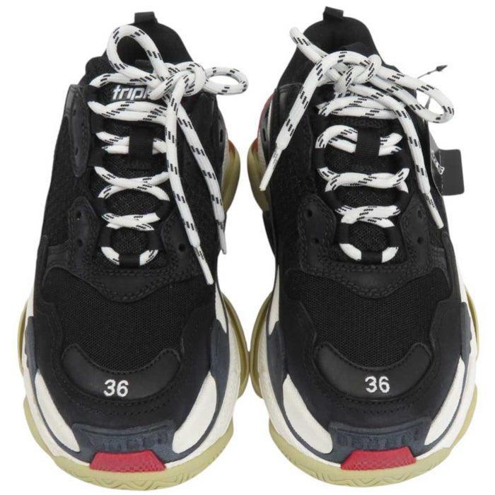 BALENCIAGA 
Triple S Lace-Up Logo 
Triple S 36 Dad Sneakers Platform