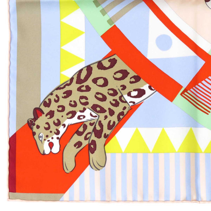 HERMES 
ロイヤルタイガーのカルーセル シルク スカーフ 大判 
カレ 90 LE CARROUSEL DU TIGRE ROYAL
