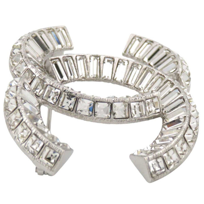 CHANEL 
COCO CC logo silver color metal 
Coco mark strass bijou pin brooch