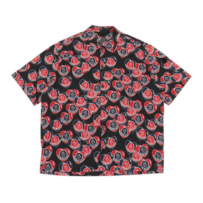 MONCLER 
総柄 ワッペン ハート 
ロゴ コットン 半袖シャツ