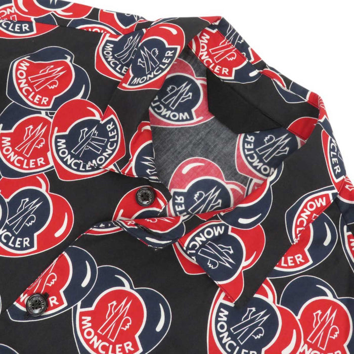 MONCLER
All-over pattern patch heart
Logo cotton short-sleeve shirt