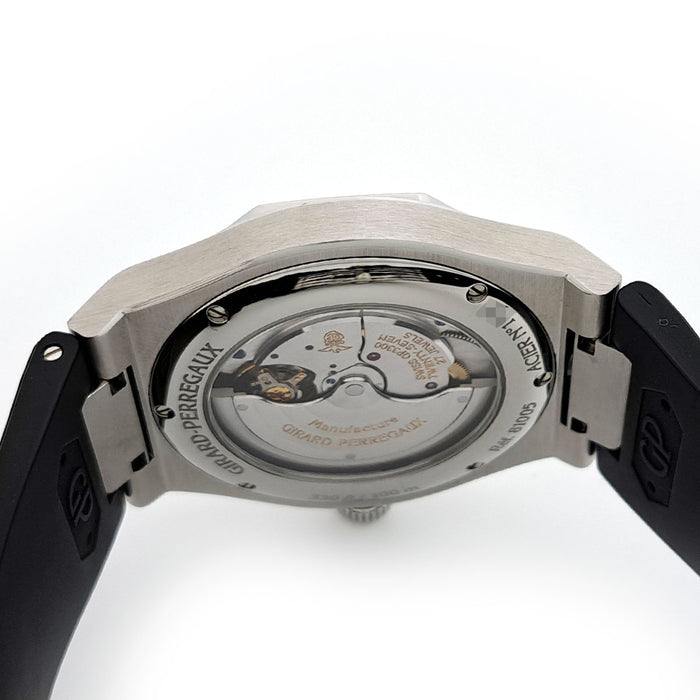 GIRARD-PERREGAUX
Laureato
With box and warranty card