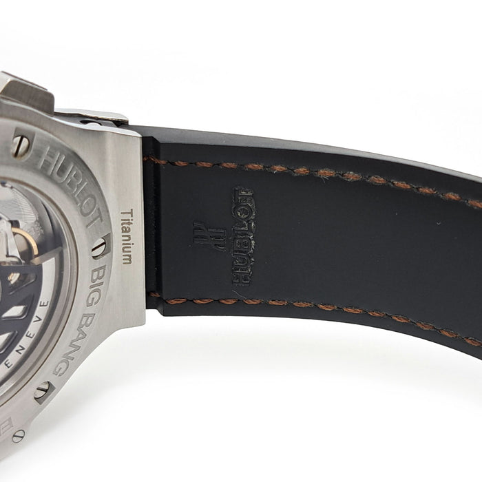 HUBLOT 
ビッグバン ボアスチール