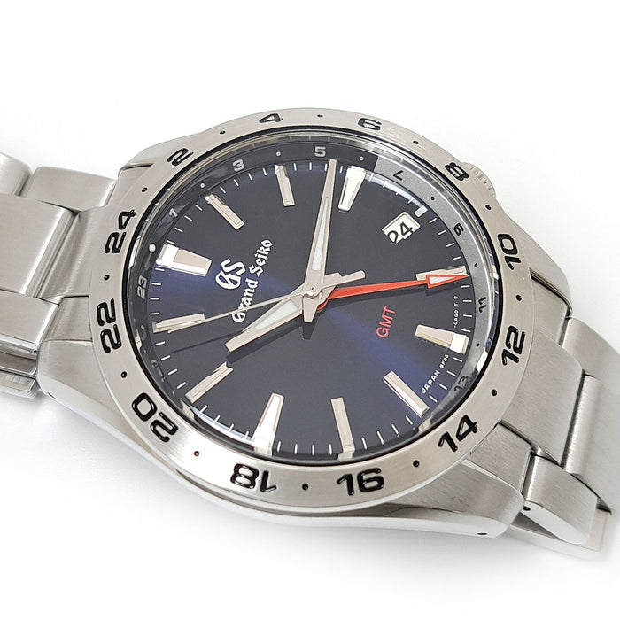 SEIKO
Grand Seiko Sports Collection
With Box and Warranty Card