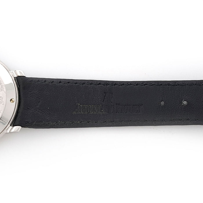 AUDEMARS PIGUET
Jules Audemars Classique
Avec boîte et garantie