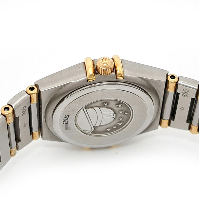 OMEGA
Constellation Mini
With Warranty Card