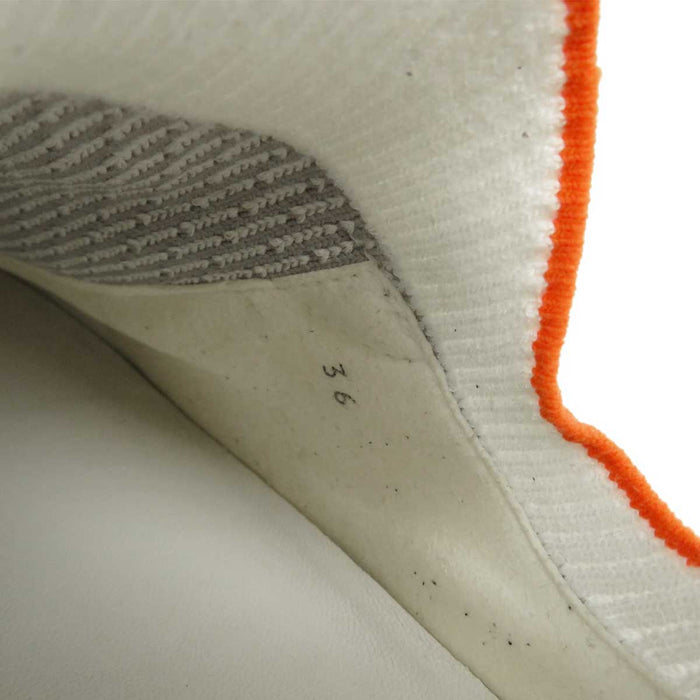 HERMES 
H アッシュ ロゴ 
クルー ニット スニーカー