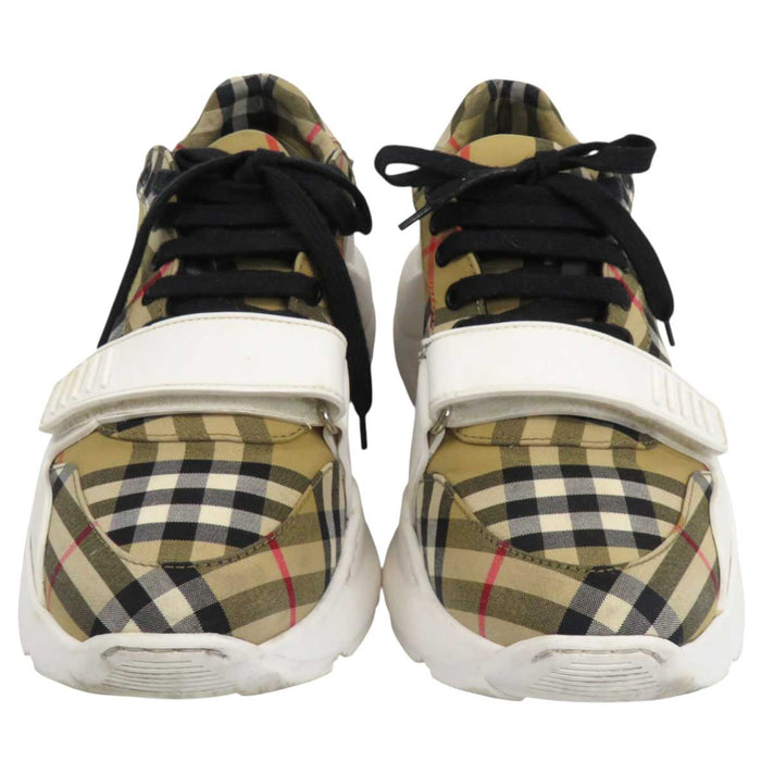 BURBERRY
Logo Curve Sole Lace-Up
Nova Check Leather Sneakers