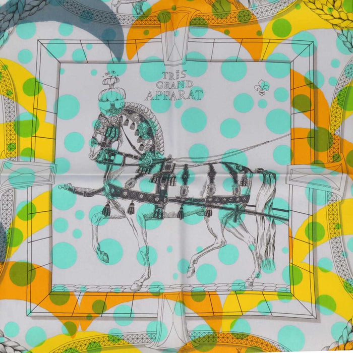 HERMES
Silk Large Scarf Neckerchief
Carré 70 TRES GRAND APPARAT Très Grand Apparat