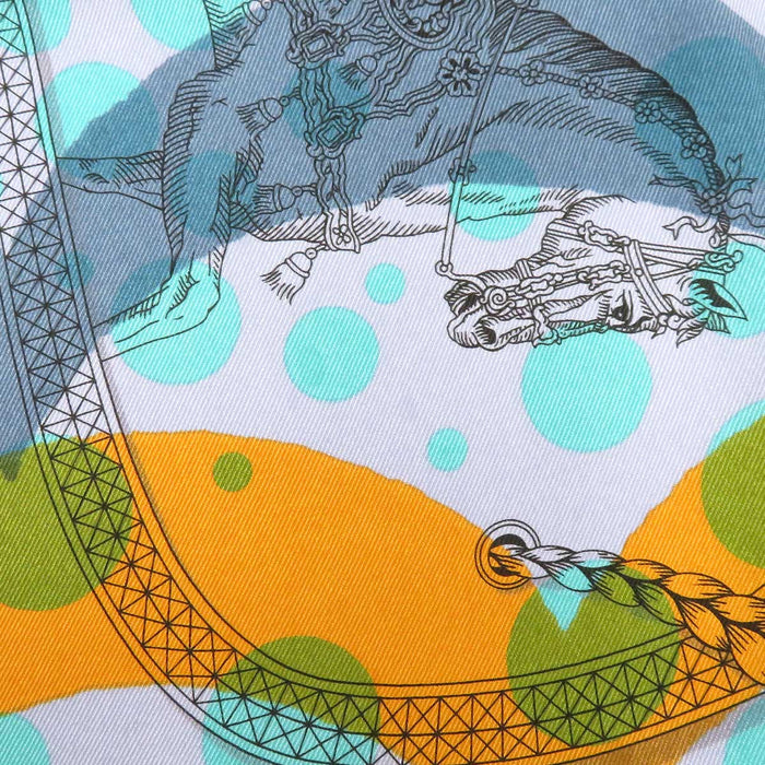 HERMES
Silk Large Scarf Neckerchief
Carré 70 TRES GRAND APPARAT Très Grand Apparat