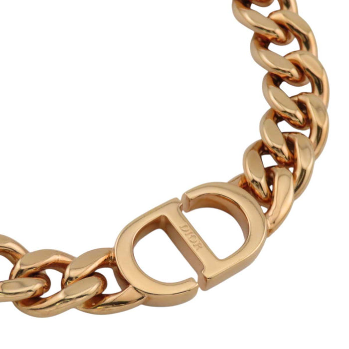 Dior
30 Montaigne CD Signature Rose Gold Color Metal
30 Montaigne Logo Crystal Short Necklace