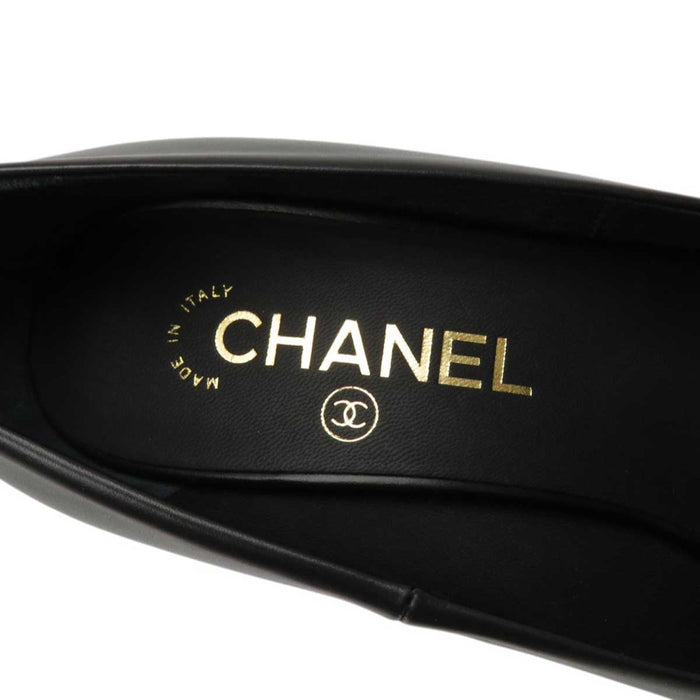 CHANEL
Chain Logo Leather Gold Color Fittings
Open Toe High Heel Pumps