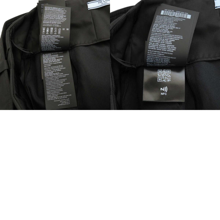 PRADA 
Pochette ceinture logo triangle en Re-Nylon 
Jupe avec pochette ceinture Re-Nylon