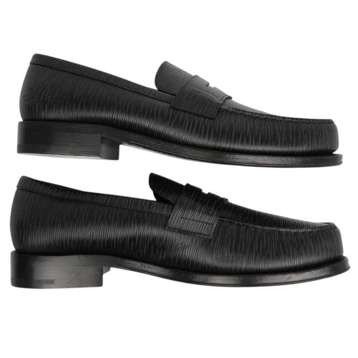 LOUIS VUITTON
18 Year LV Logo Embossed
Epi Signature Coin Loafers