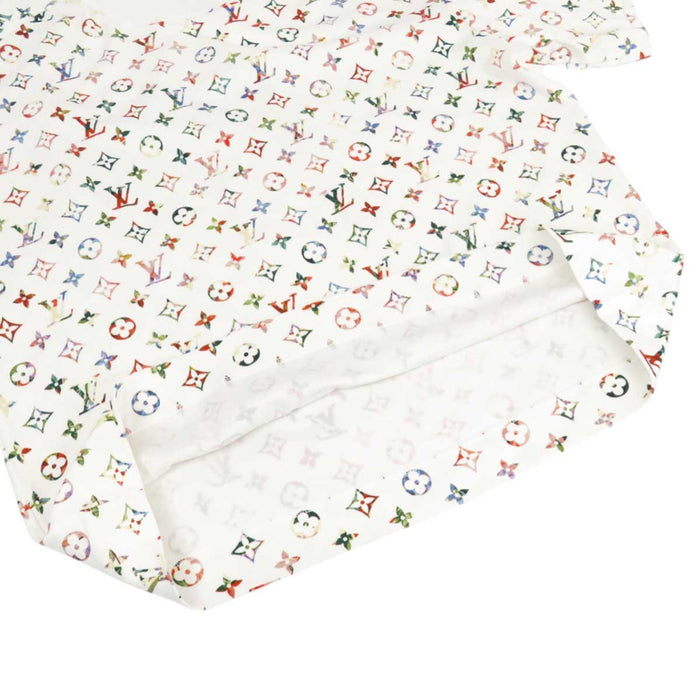 LOUIS VUITTON
LV Logo All-over Pattern Cotton RW222B SS5 FNTS81
Monogram T-shirt