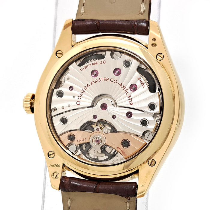 OMEGA
De Ville Trésor
With box and warranty card