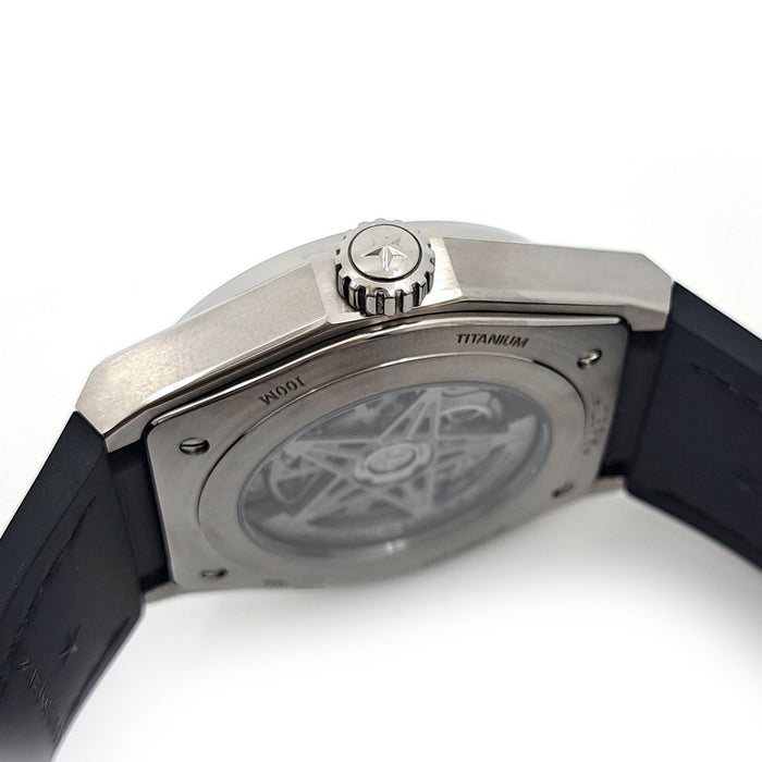 ZENITH
Defy Classic
With Box and Warranty Card