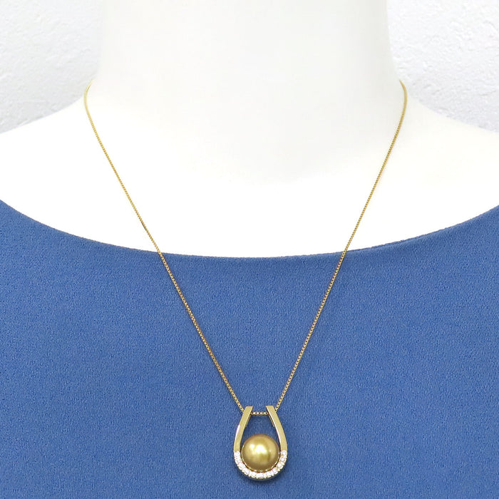 TASAKI 
Golden Pearl Diamond Necklace